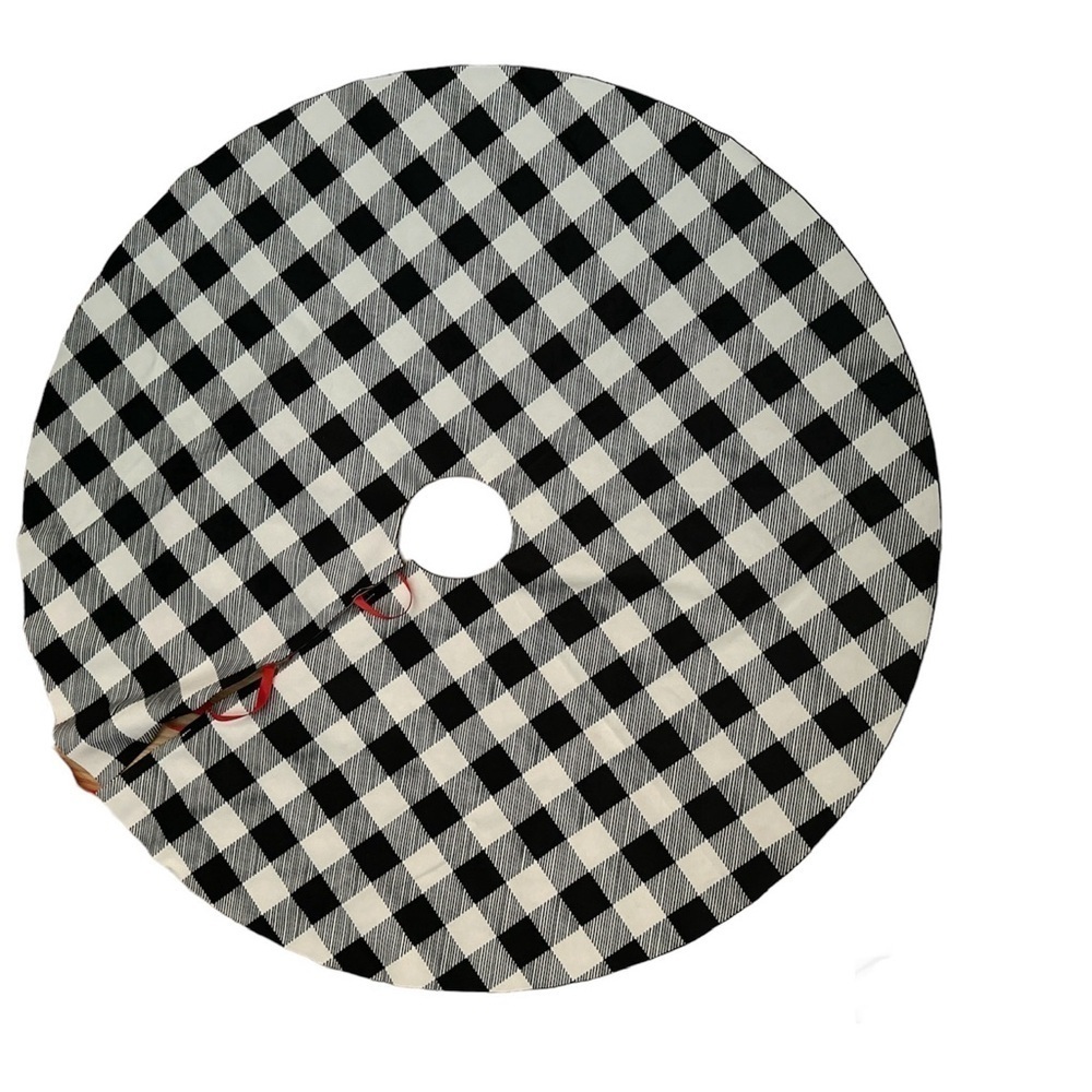 Plaid Round Black & White Christmas Skirt BNWOT